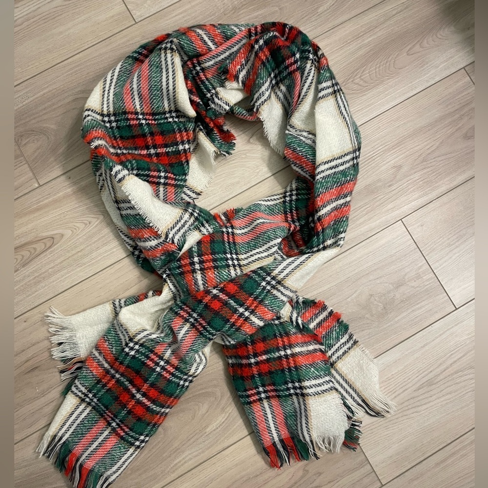 NWT Aerie Oversized Scarf